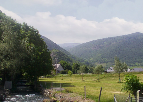 Louron Valley (Peyragudes, Avajan & Loudenville Village - Hautes Pyrenees) - Pyrenees Collection Summer Holidays