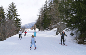 Teach your child how to ski! Tips to get ahead of the game for the first lesson!